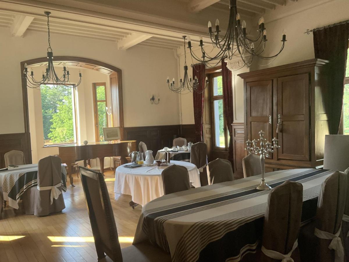 Chateau Tout Y Fault Loriges Zewnętrze zdjęcie